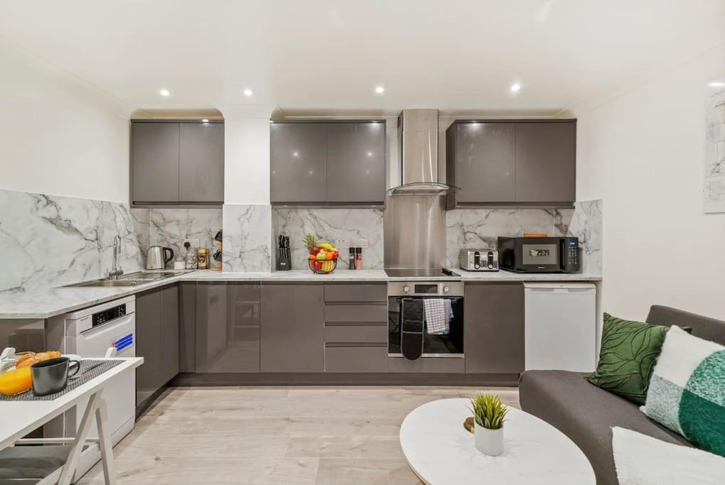 Modern 2 Bedroom Apartment In The Heart Of ロンドン エクステリア 写真